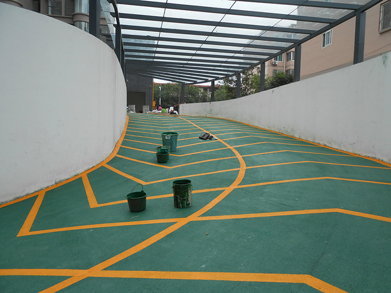 無振動止滑坡道